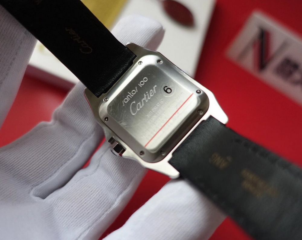 [V6공장] 까르띠에 산토스 W20106X8 [33mm]